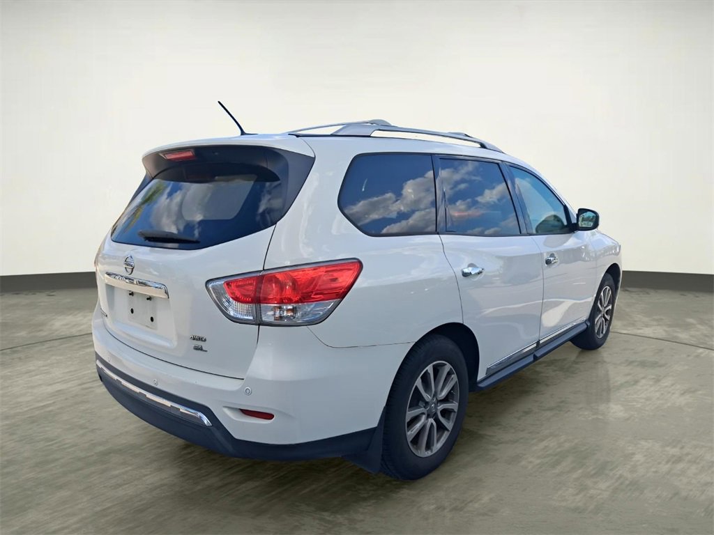 Used 2013 Nissan Pathfinder SL w/ Cargo Pkg image 5
