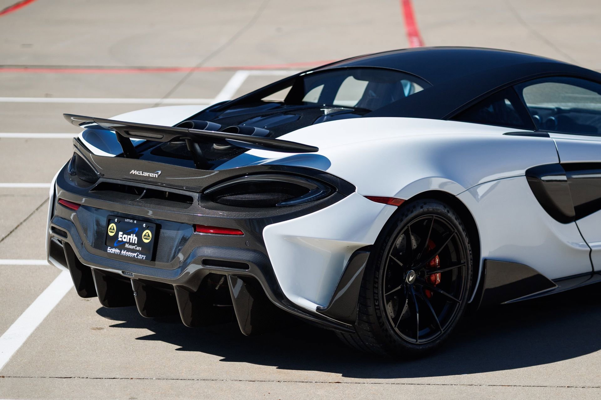 Used 2019 McLaren 600LT image 17