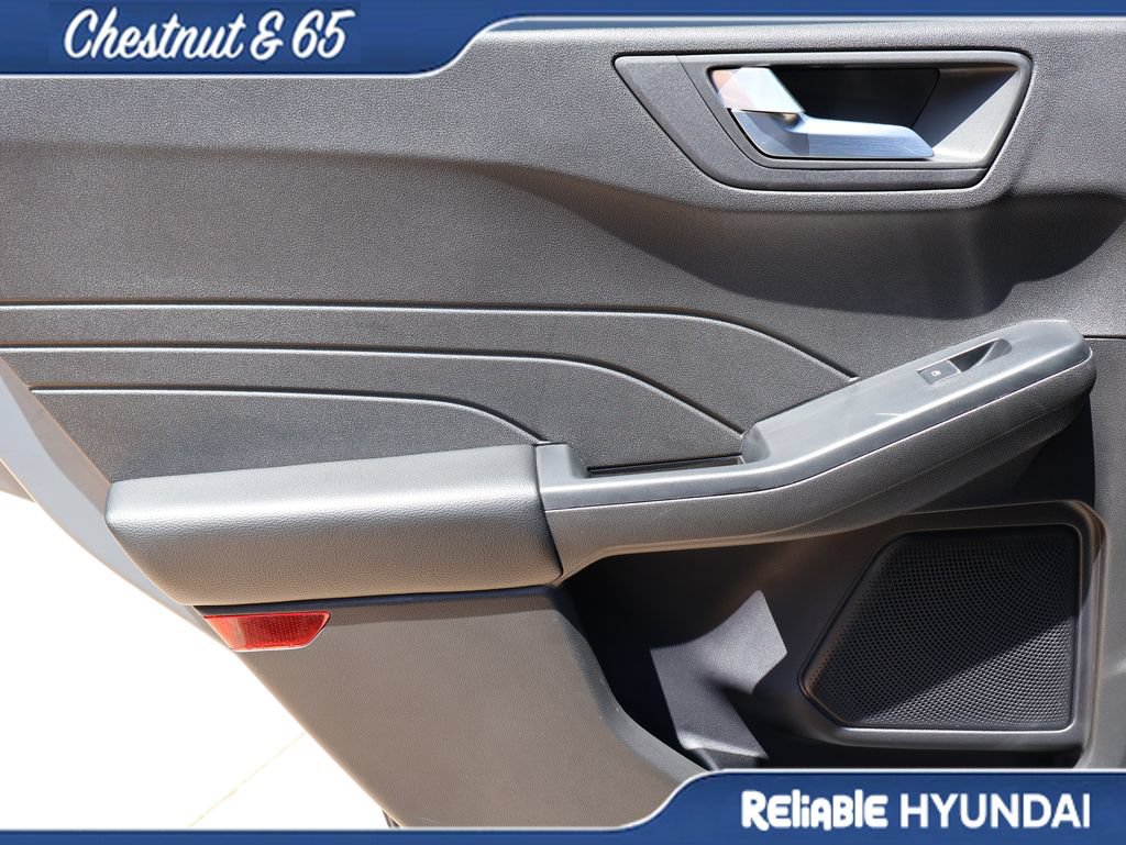 Used 2024 Ford Escape ST-Line w/ Tech Pack #1 FWD image 43