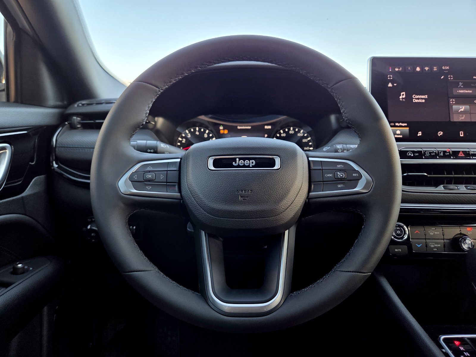 New 2026 Jeep Compass Latitude AWD/4WD image 43
