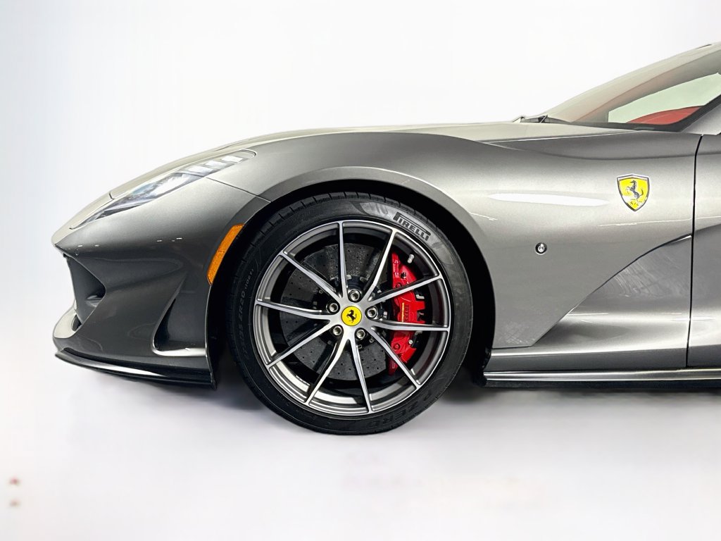 Used 2021 Ferrari 812 GTS RWD image 24