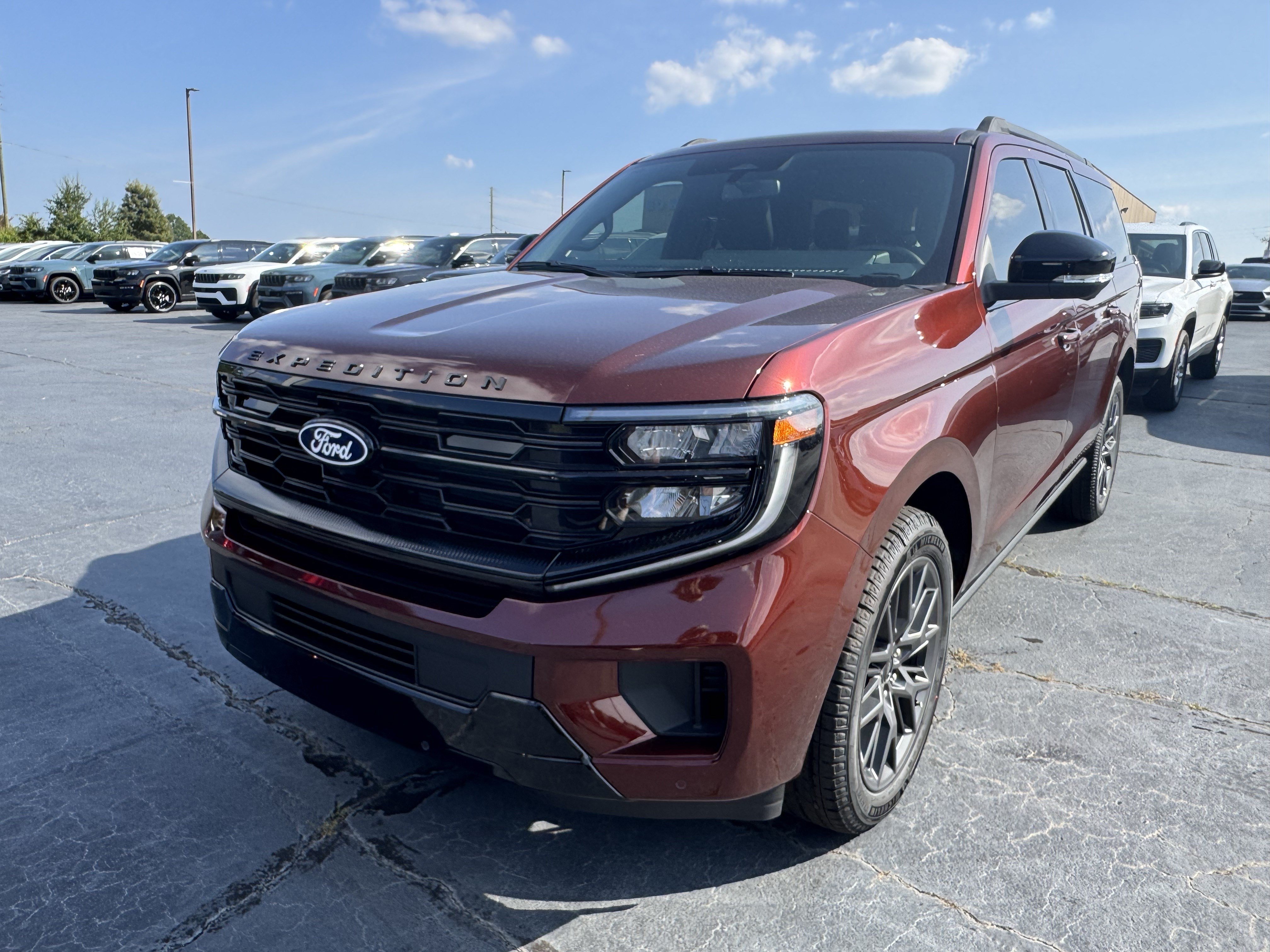 New 2027 Ford Expedition Max Platinum w/ Stealth Appearance Package RWD image 2