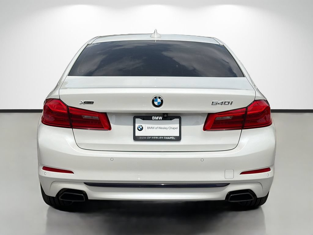 Used 2020 BMW 540i xDrive w/ Premium Package AWD/4WD image 4