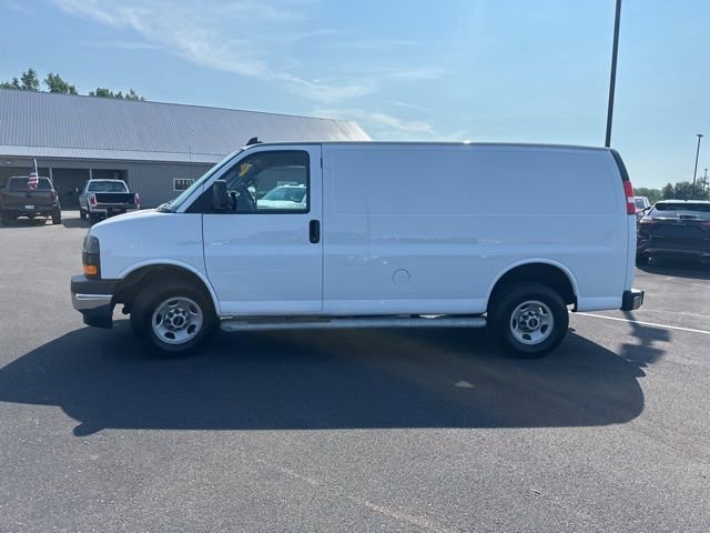 Used 2023 GMC Savana 2500 w/ Driver Convenience Package image 5