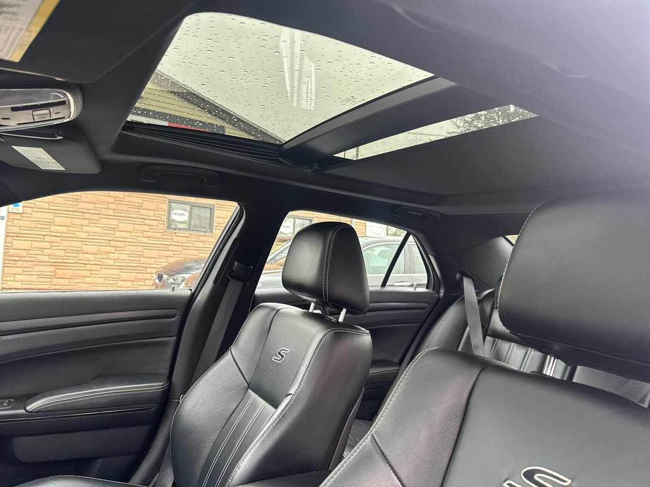 Used 2016 Chrysler 300 S w/ 300S Premium Group image 39