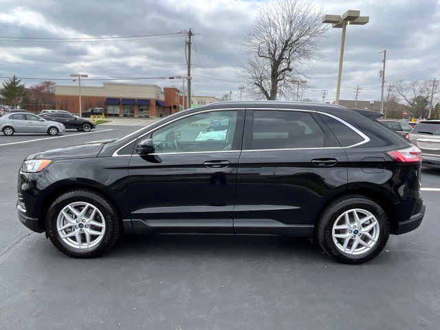 Used 2022 Ford Edge SEL w/ Convenience Package image 4