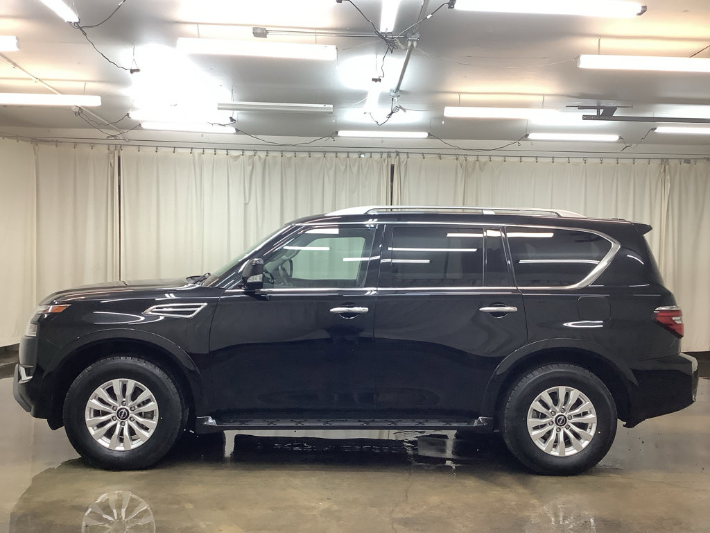 Used 2024 Nissan Armada SV image 10