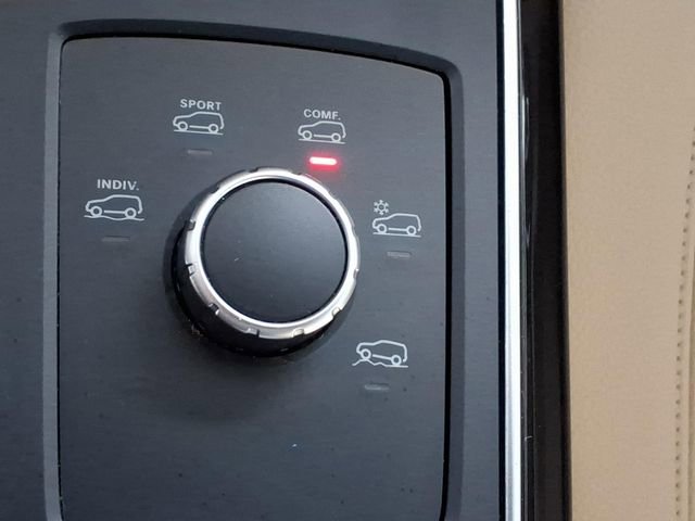 Used 2019 Mercedes-Benz GLE 400 4MATIC image 30