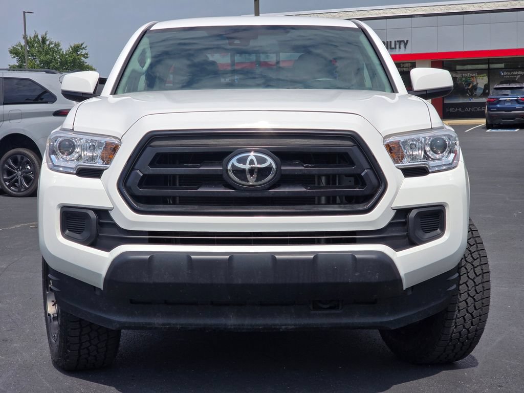 Used 2023 Toyota Tacoma SR AWD/4WD image 3