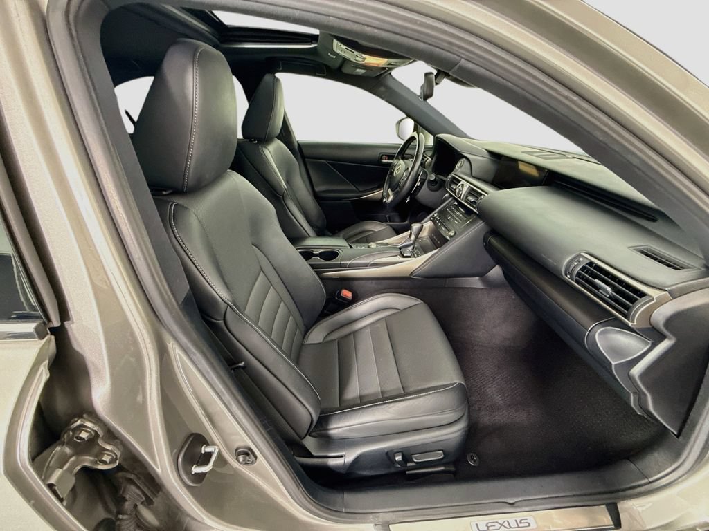 Used 2020 Lexus IS 300 F Sport w/ F Sport Package RWD image 20