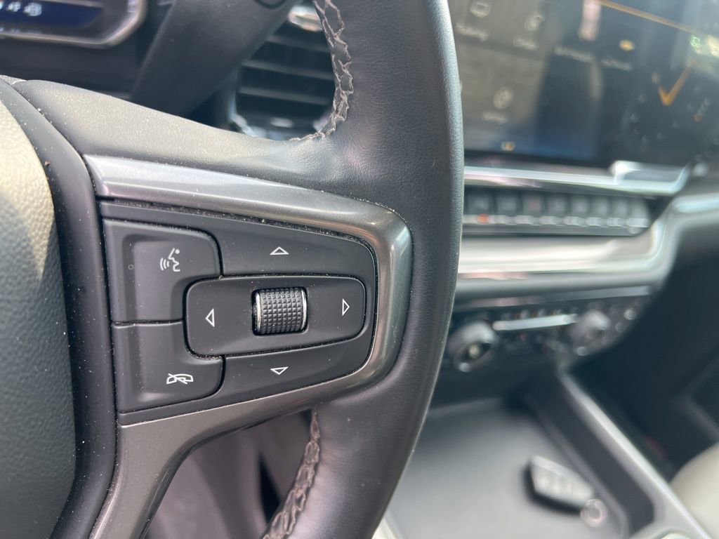 Used 2024 Chevrolet Silverado 2500 ZR2 w/ Technology Package image 26