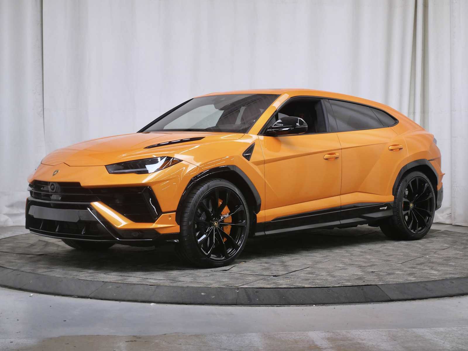 Used 2024 Lamborghini Urus S