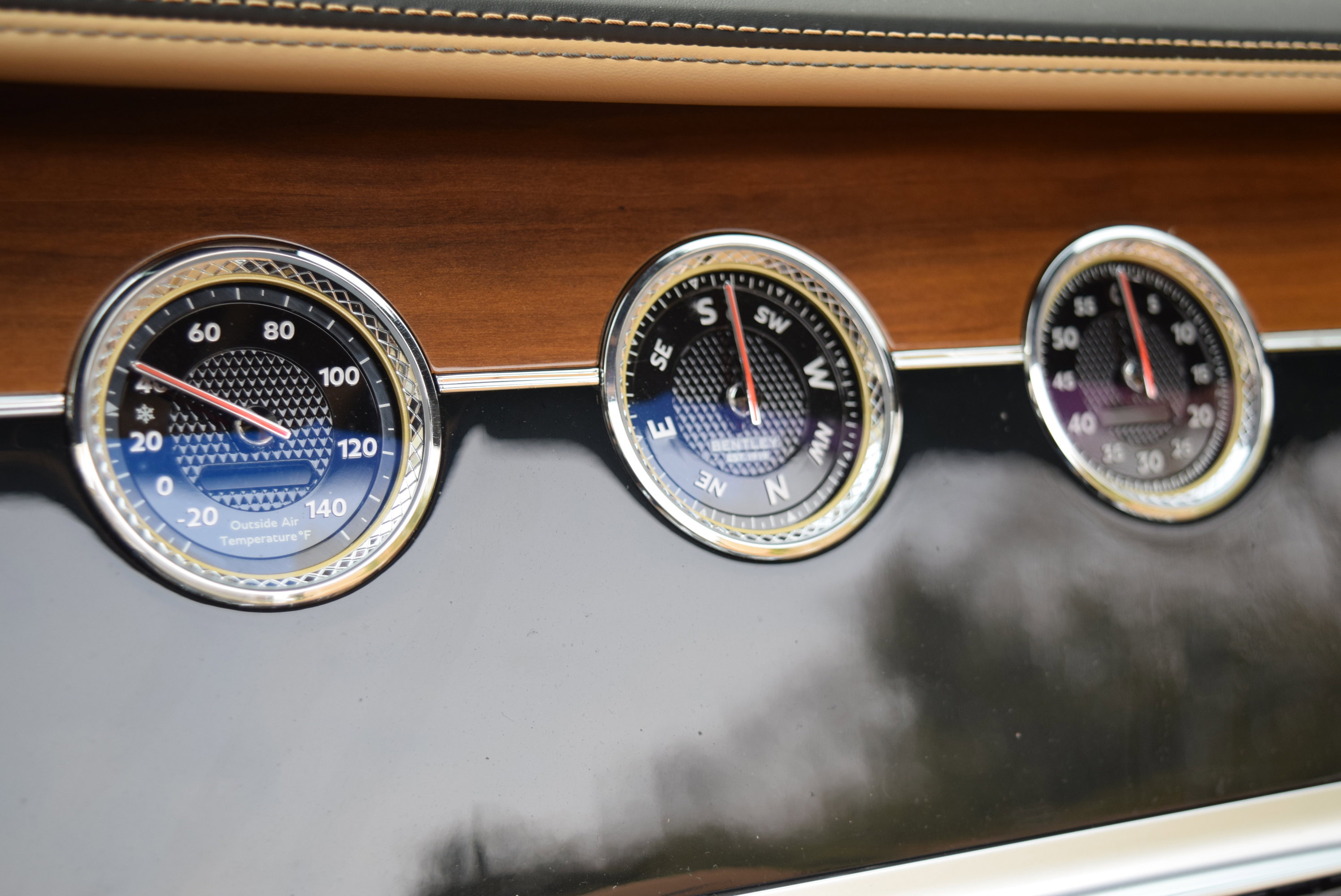 Used 2020 Bentley Continental GT AWD/4WD image 45