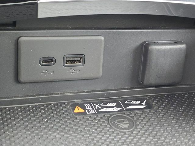 New 2026 Buick Envision Avenir image 8