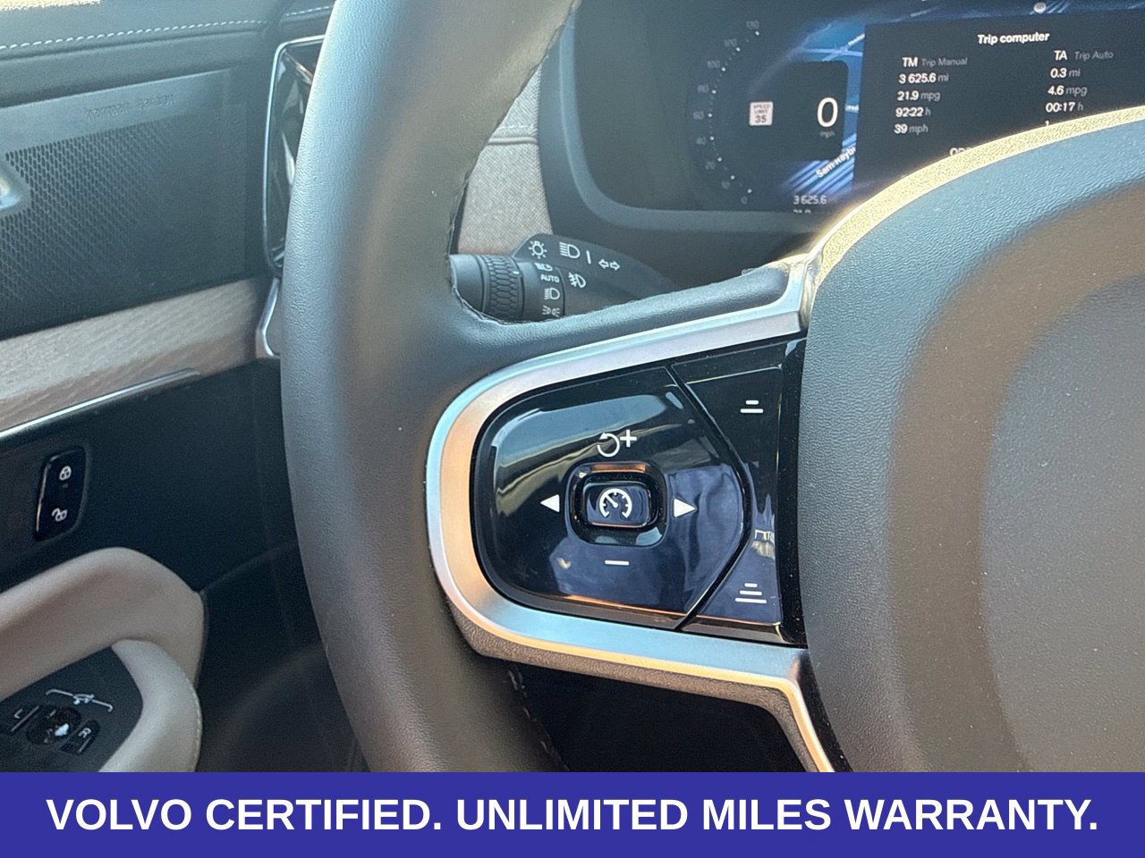 Certified 2026 Volvo XC90 B6 Plus AWD/4WD image 31