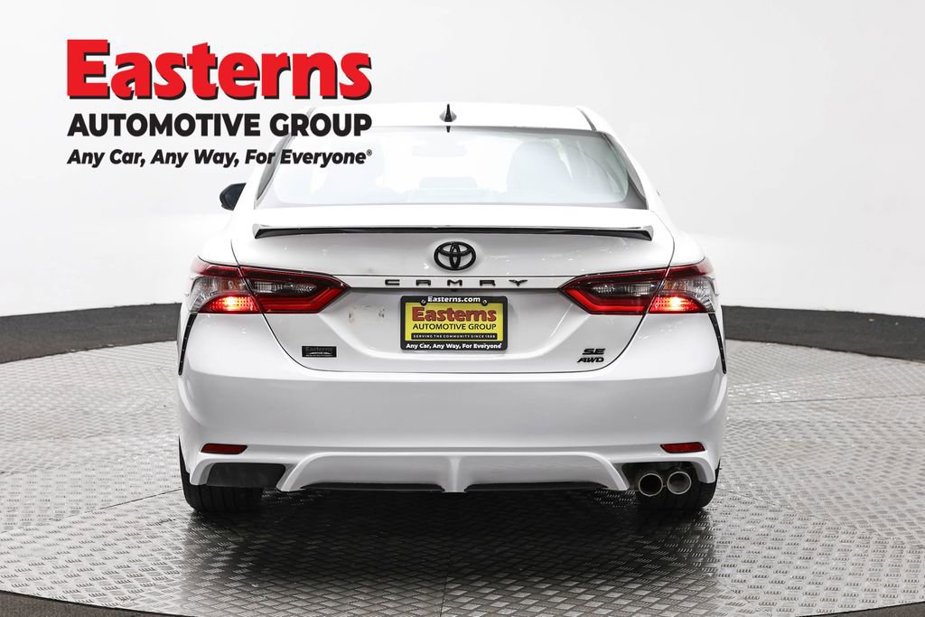 Used 2023 Toyota Camry SE AWD/4WD image 6