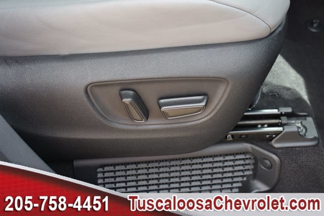Used 2023 Toyota Sienna XLE FWD image 28