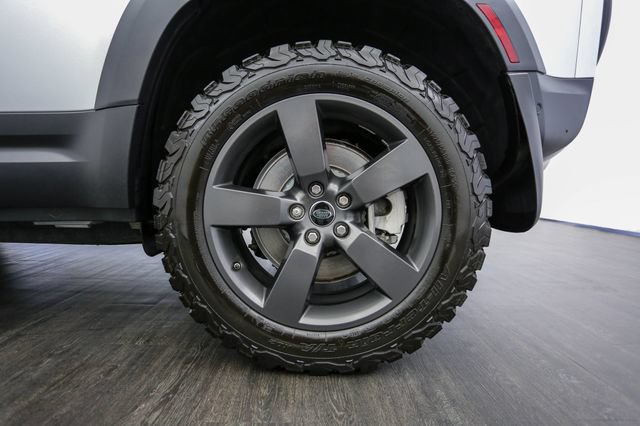Used 2020 Land Rover Defender 110 SE AWD/4WD image 46