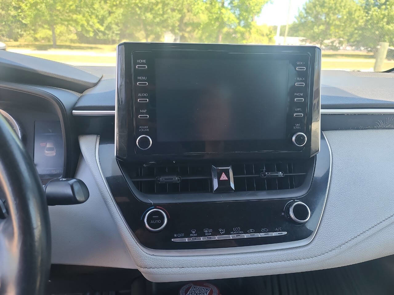 Used 2020 Toyota Corolla SE FWD image 15