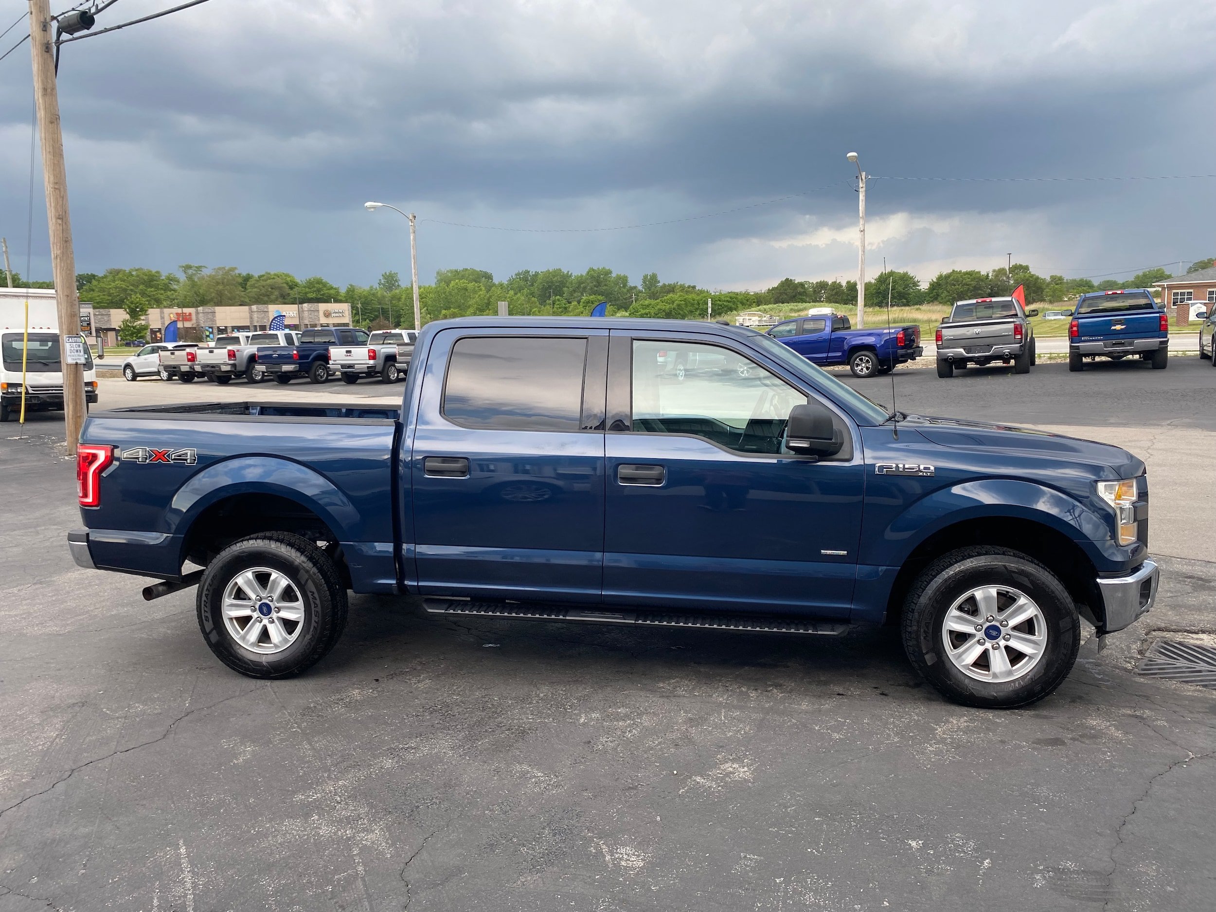 Used 2016 Ford F150 XLT w/ Equipment Group 301A Mid AWD/4WD image 4