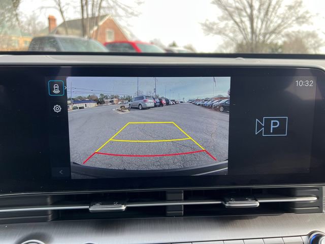 Used 2025 Hyundai Kona SE image 27