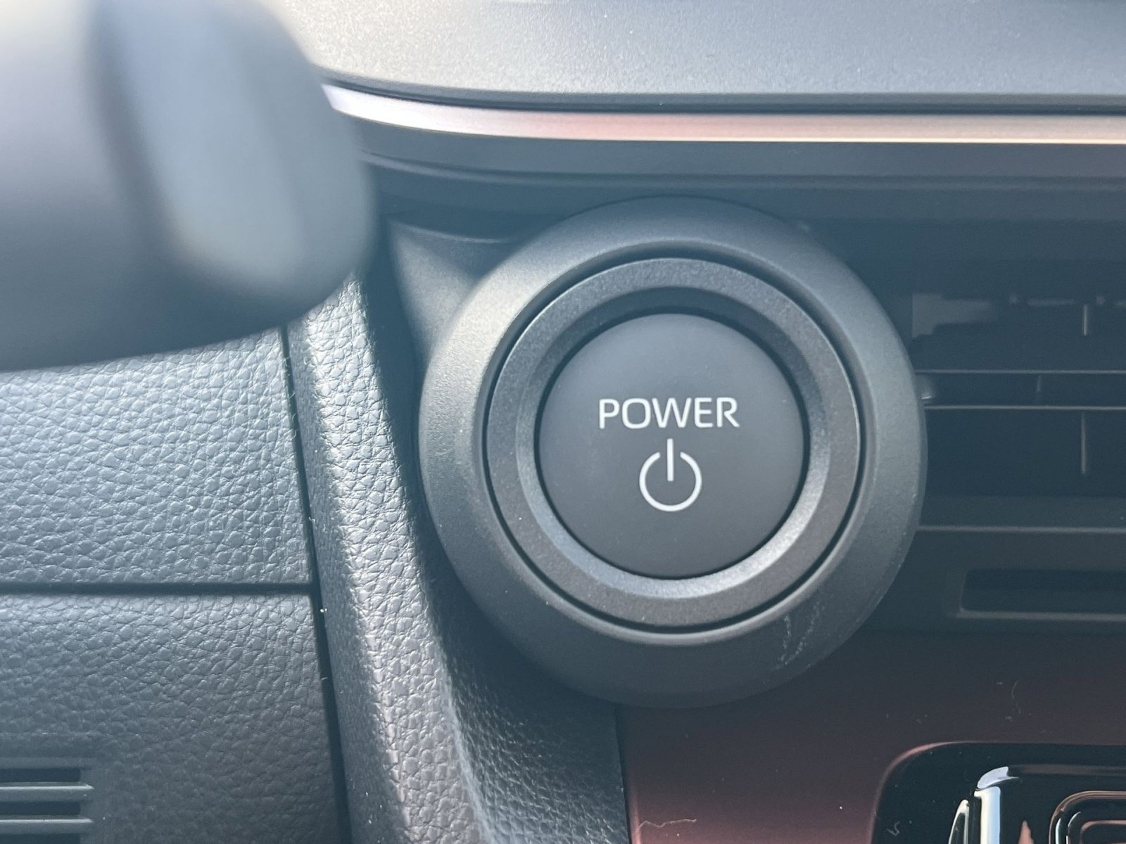 New 2026 Toyota Prius Plug-In Hybrid FWD image 26