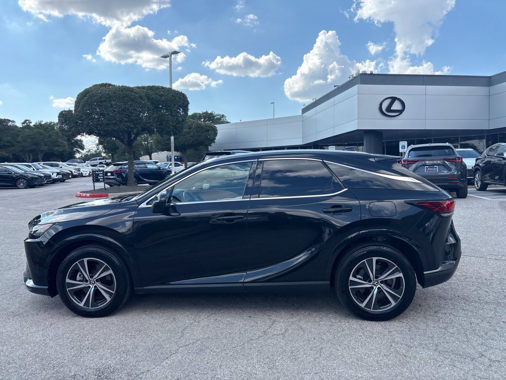 Used 2023 Lexus RX 350 Premium w/ Cold Area Package FWD image 2