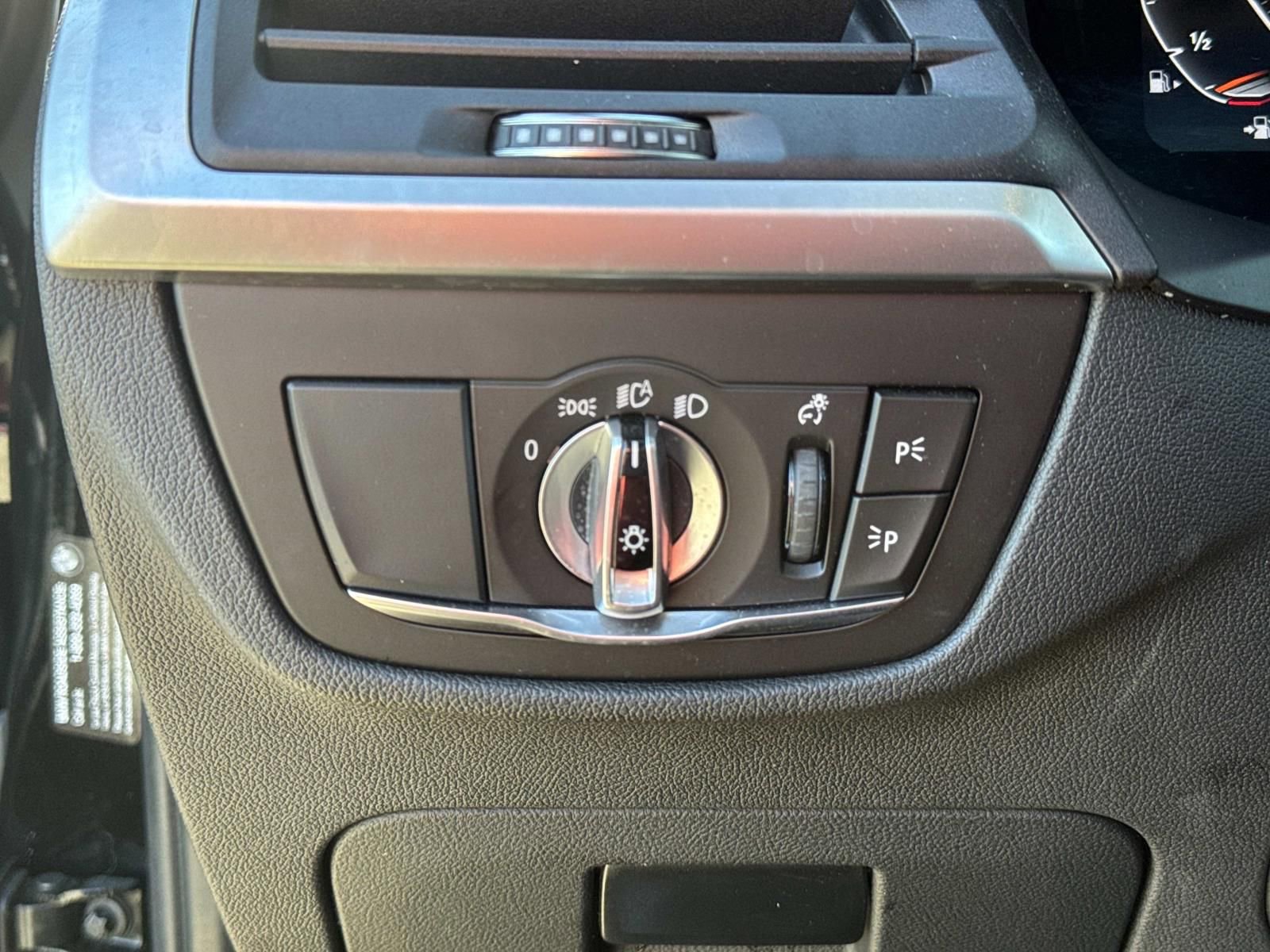 Used 2022 BMW X3 sDrive30i w/ Convenience Package image 19