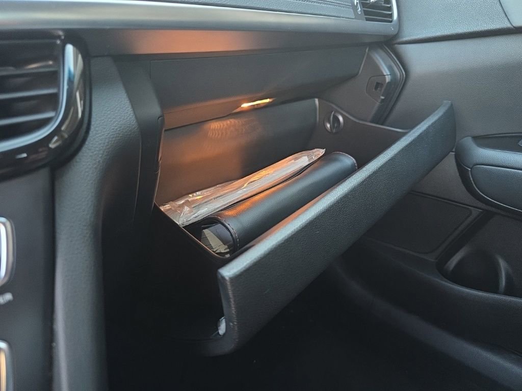 Used 2018 Kia Optima SX image 35