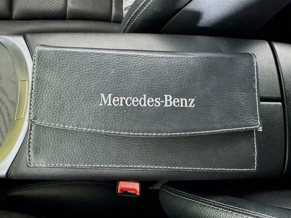 Used 2020 Mercedes-Benz GLC 300 image 35