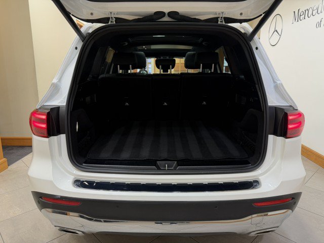 Used 2025 Mercedes-Benz GLB 250 image 26