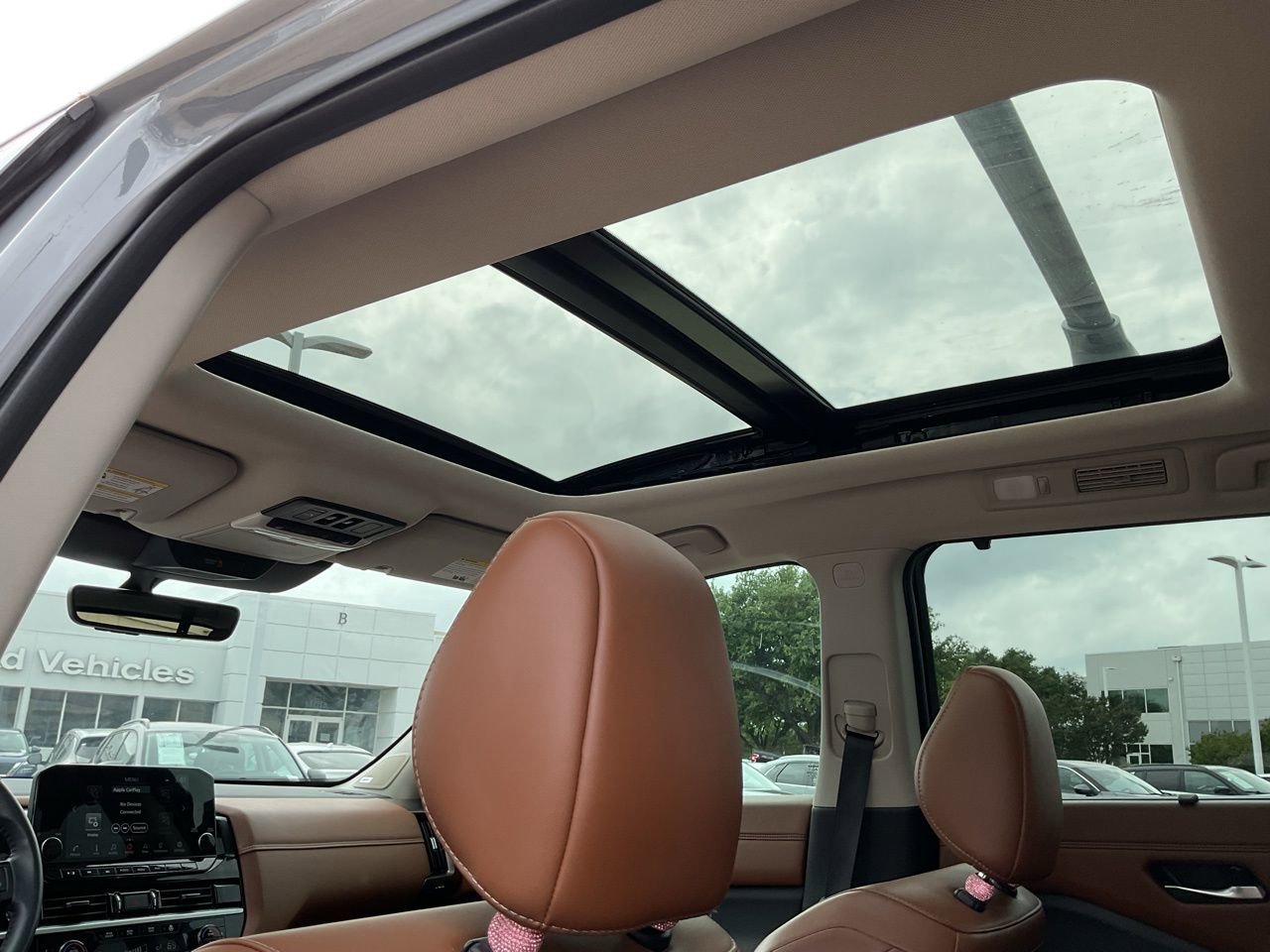 Used 2024 Nissan Pathfinder Platinum image 22