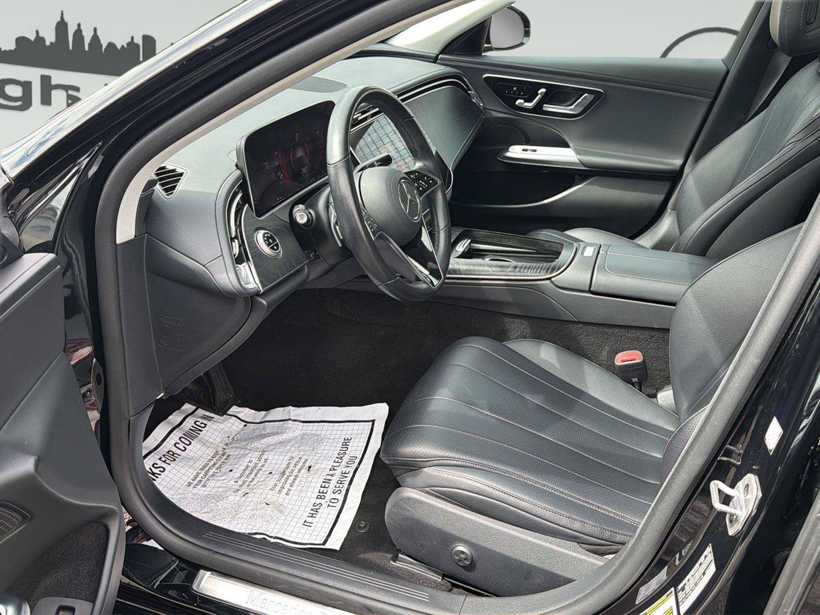Used 2025 Mercedes-Benz E 350 4MATIC Sedan w/ Winter Package image 10