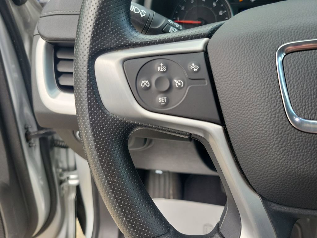 Used 2022 GMC Terrain SLE image 19