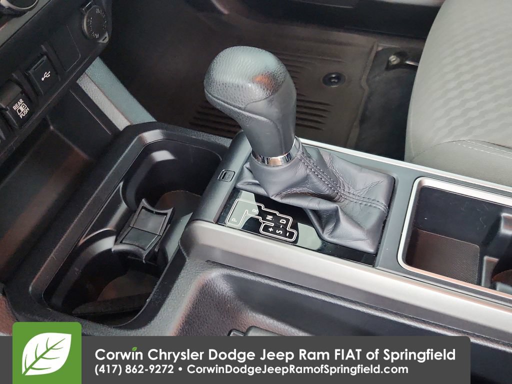 Used 2021 Toyota Tacoma SR5 RWD image 27