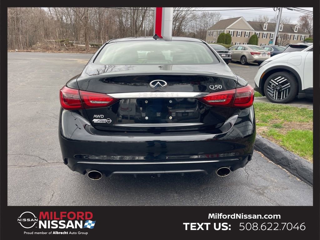 Used 2019 INFINITI Q50 Luxe w/ Essential Package (3.0T Luxe) image 4
