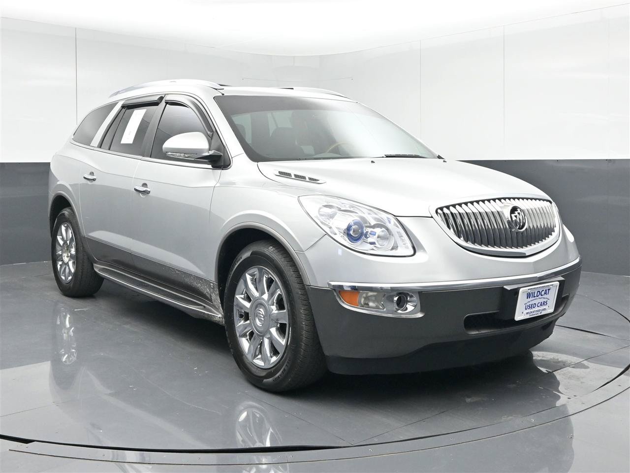Used 2011 Buick Enclave CXL FWD image 1