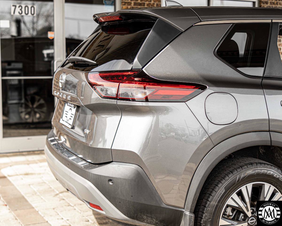 Used 2022 Nissan Rogue SV FWD image 26