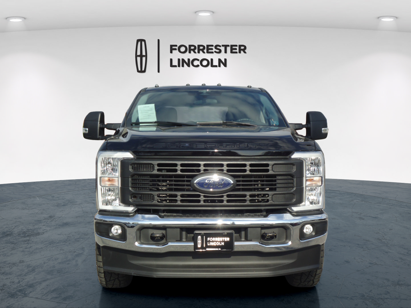Used 2023 Ford F250 XL w/ XL Off-Road Package AWD/4WD image 8