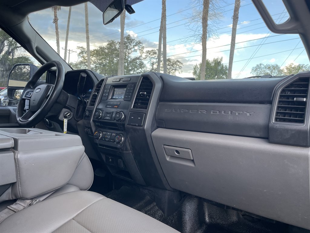 Used 2017 Ford F250 XL w/ Power Equipment Group AWD/4WD image 14