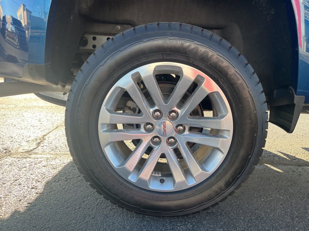 Used 2019 GMC Canyon SLT w/ Trailering Package image 11