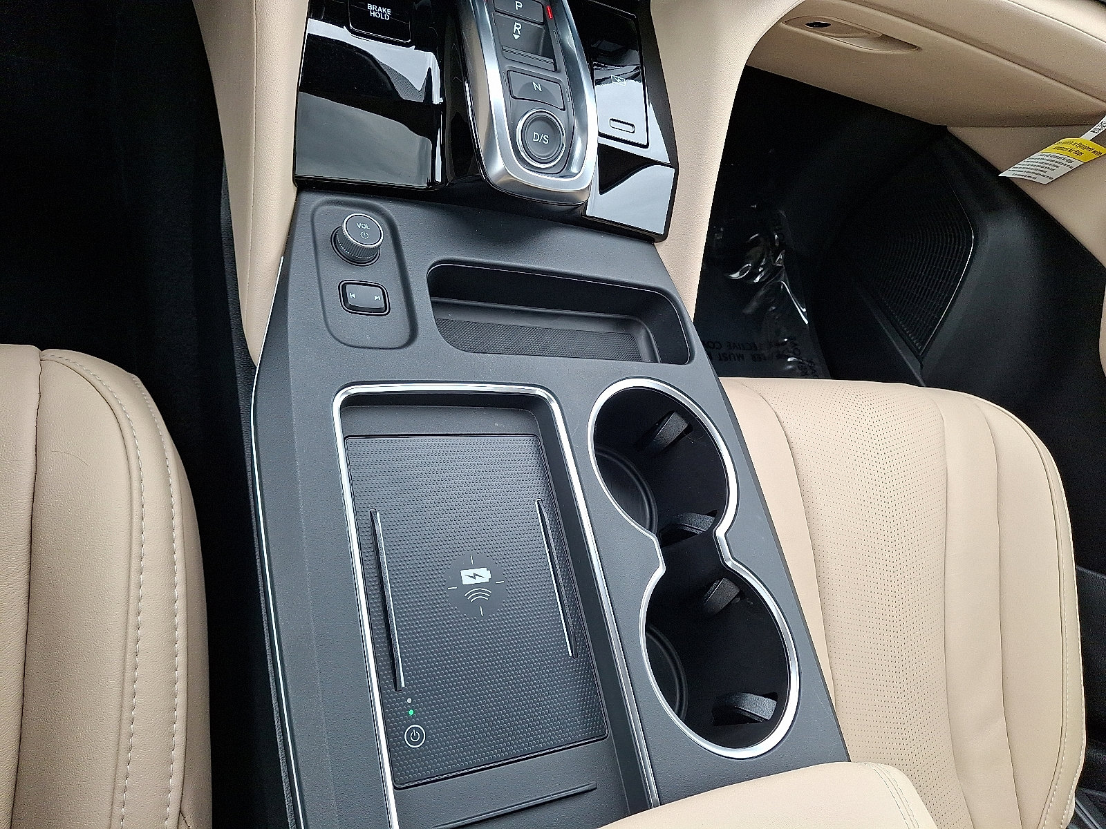 Certified 2025 Acura MDX SH-AWD w/ Technology Package image 25