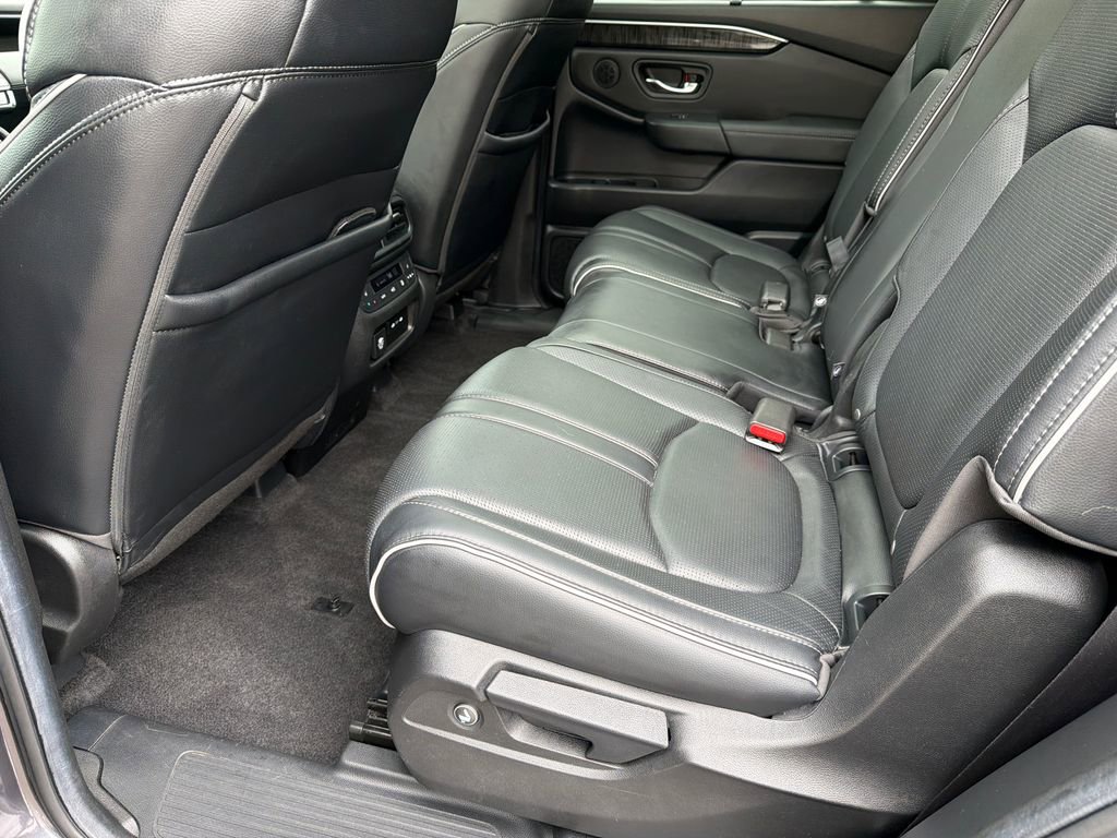 Used 2024 Honda Pilot Elite image 26