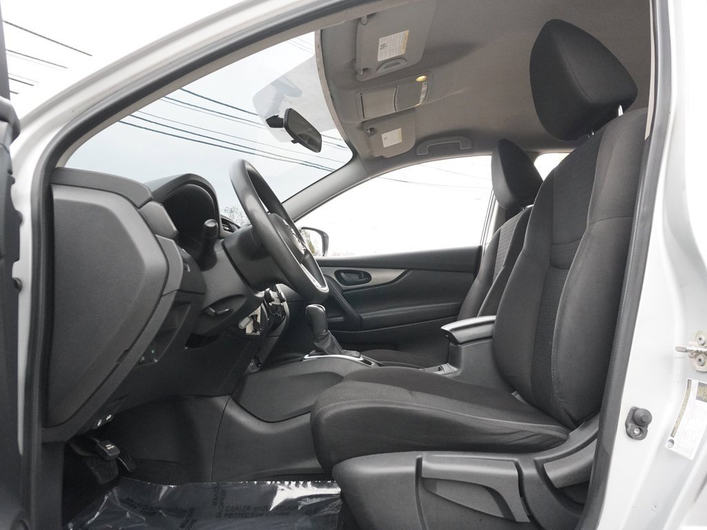 Used 2019 Nissan Rogue Sport S w/ Appearance Package image 29