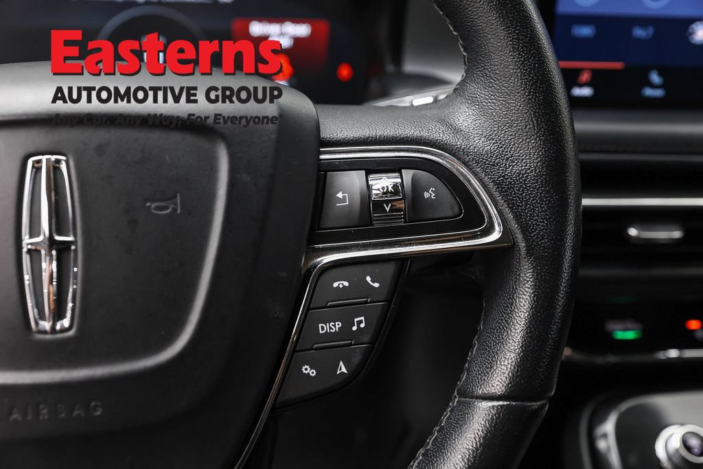 Used 2022 Lincoln Nautilus FWD image 17
