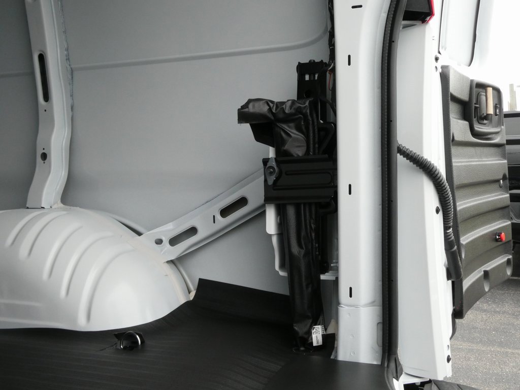 New 2025 GMC Savana 3500 w/ Driver Convenience Package image 26