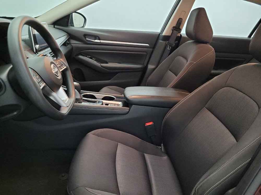 Used 2023 Nissan Altima 2.5 SV image 17
