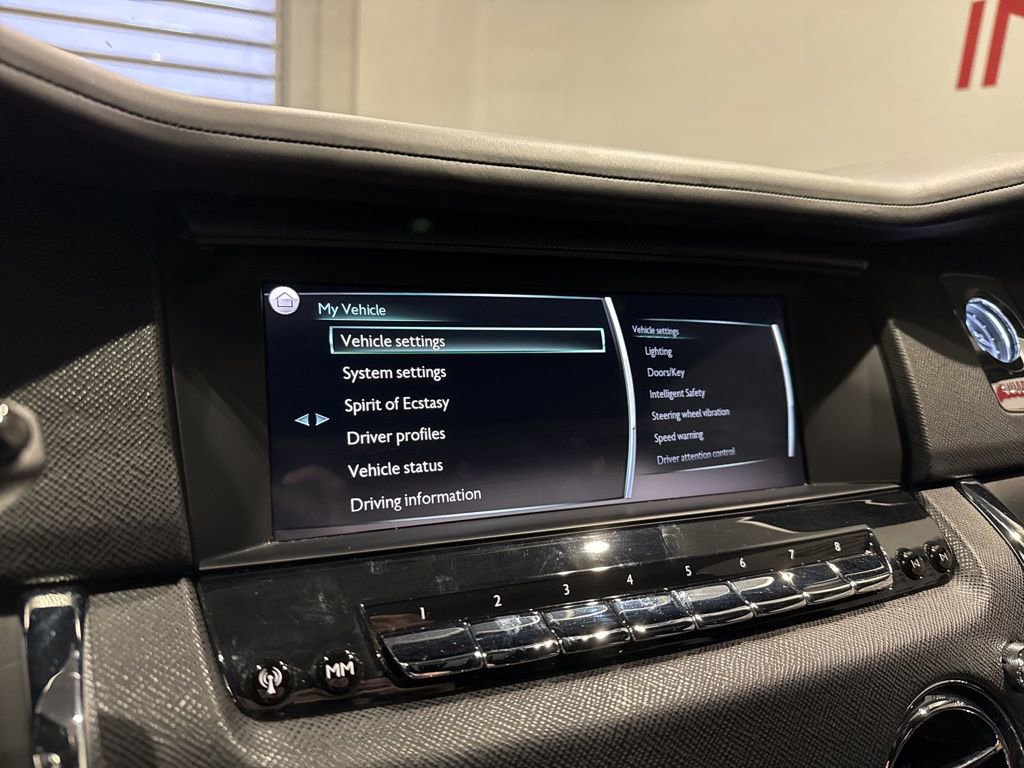 Used 2020 Rolls-Royce Cullinan AWD/4WD image 48