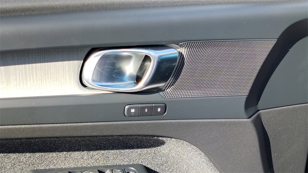 New 2026 Volvo XC40 B5 Plus w/ Protection Package Premier image 8