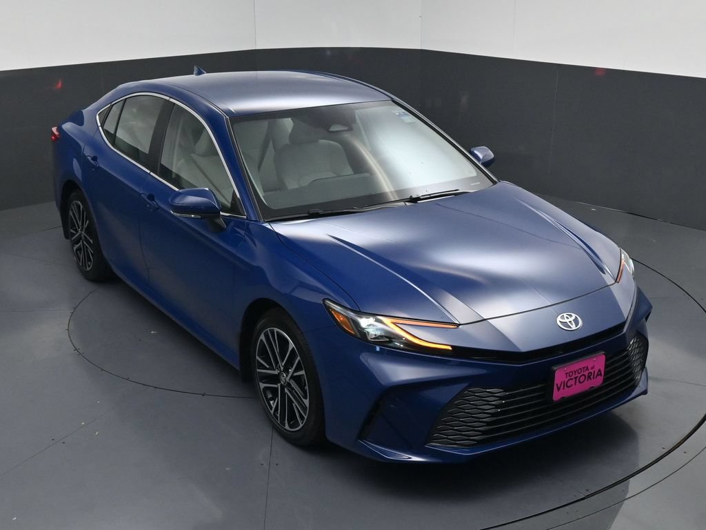 Used 2026 Toyota Camry XLE FWD image 14
